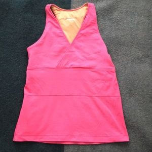 lululemon origami deep V tank in bright pink, sz 6